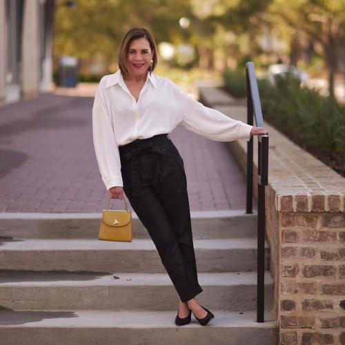 Уличная мода для женщин посл.  Базовый гардероб 2020 года для дам после 40: 15 новинок и идей