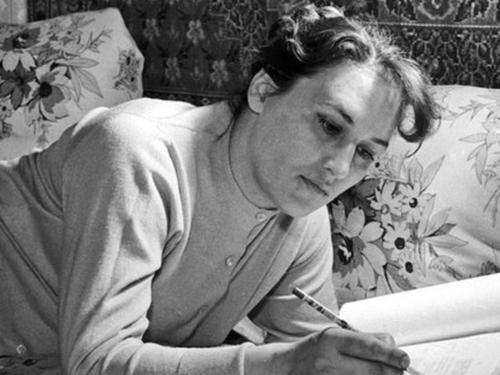 Мать нонна Мордюкова. «Выучиться на Любовь Орлову»