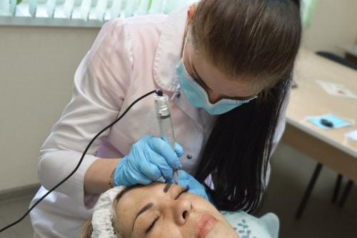 Рефреш бровей, что это. Рефреш бровей — все о данной процедуре 10