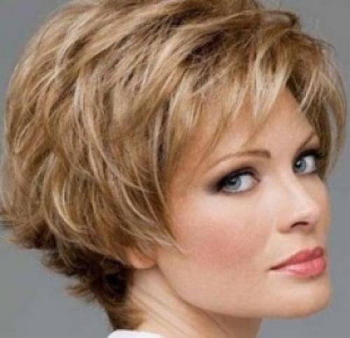 Слоистые стрижки на короткие волосы. Каскад на короткие женские волосы