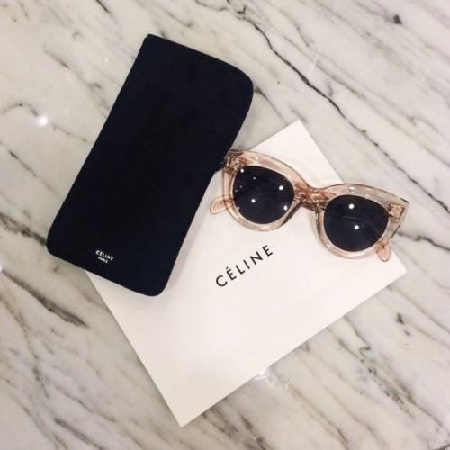 Как подобрать себе солнцезащитные очки по форме лица женские. Как правильно подобрать солнцезащитные очки по форме лица?