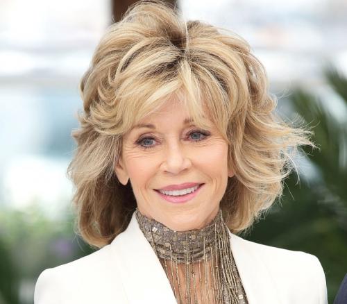 Как покрасить волосы после 45 лет. Какой цвет волос молодит после 45, 50, 55 и старше