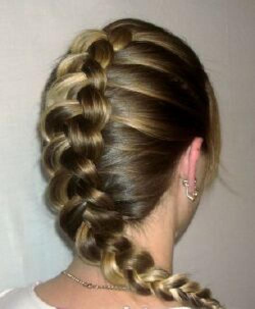 Как красиво собрать волосы наверх. Варианты укладок