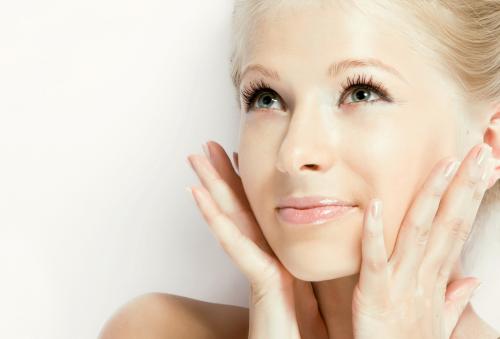 Отбеливающая маска для лица в домашних условиях. Делаем отбеливающую маску для лица в домашних условиях