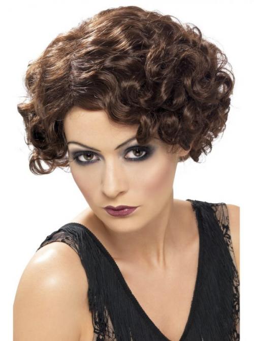 Короткие стрижки на кудрявые волосы для полных. Особенности стрижек для вьющихся волос