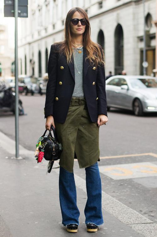 С чем носить джинсовое платье 2020. Как правильно носить платье   с джинсами: тренды 2020 с фото