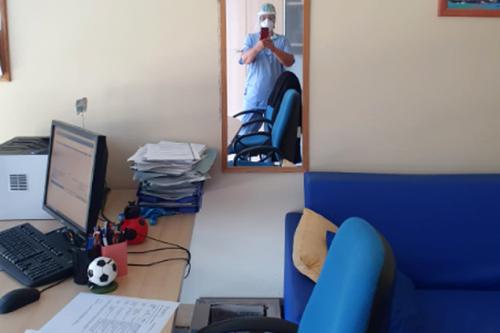 Симптомы и профилактика коронавируса у человека 2020. Заболевшая врач описала новый симптом коронавируса: Синеют ноги