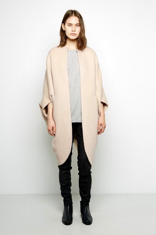 Сапоги и пальто, как сочетать. Актуальные варианты 10