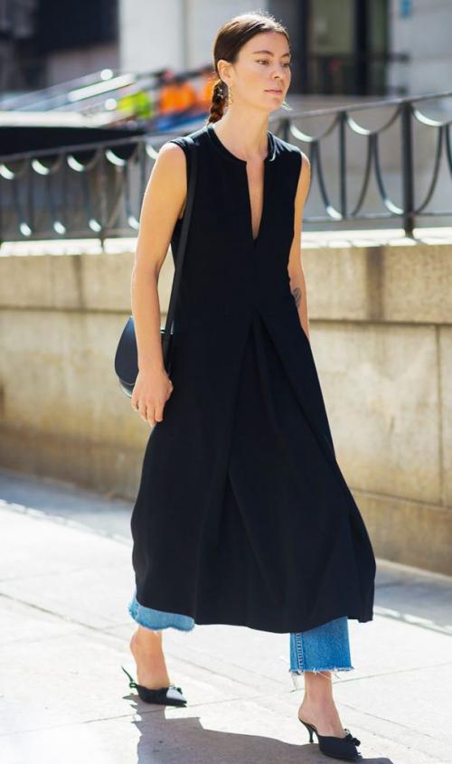 С чем носить джинсовое платье 2020. Как правильно носить платье   с джинсами: тренды 2020 с фото