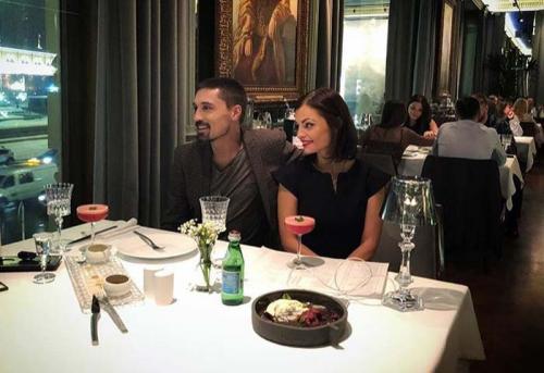 С кем встречаются звезды россии. «Звезды и простые смертные»: с кем встречаются «одиночки» российского шоу-бизнеса?