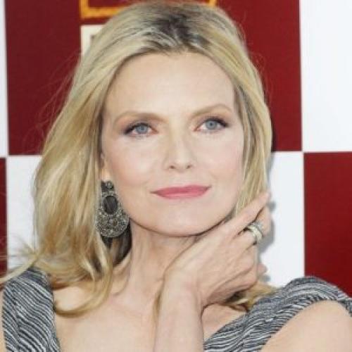 Губная помада для женщин после 50 лет. Цвет помады для женщин после 50 лет