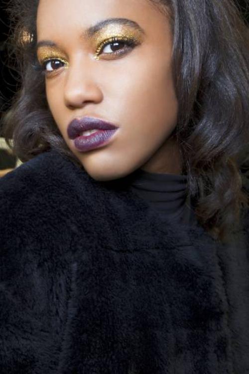 Губная помада для брюнеток с карими глазами и светлой кожей. Какая помада подходит брюнеткам с карими глазами?