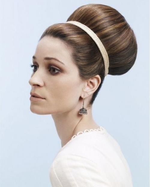 Как уложить кудрявые волосы без фена и утюжка. Как можно уложить волосы без фена и утюжка