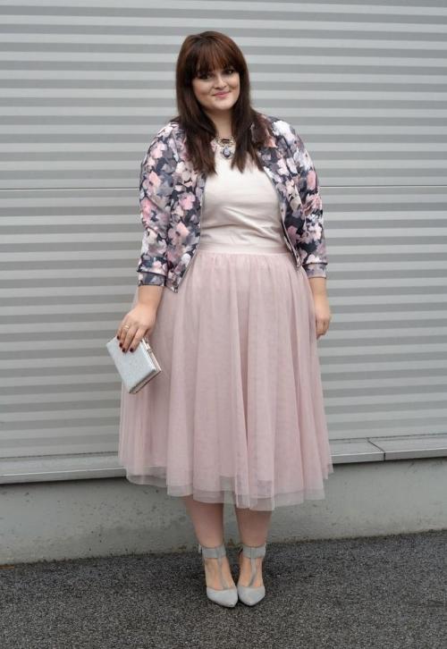 Модные стрижки на кудрявые волосы 2019. Красивые стрижки на средние кудрявые волосы 2019-2020 – идеальная длина для непослушных кудряшек 01 Модные стрижки на кудрявые волосы 2019. Красивые стрижки на средние кудрявые волосы 2019-2020 – идеальная длина для непослушных кудряшек 01