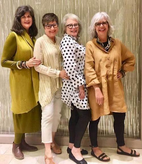 Стиль кэжуал для женщин 50 лет. Стиль женщины после 50 и 5 вещей кэжуал для 50 лет