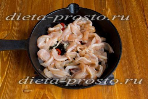 Теплый салат с курицей и болгарским перцем. Салат с курицей и перцем. 2, 3 и 4 этапы диеты