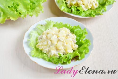 Салат с курицей и ананасами. Салат с курицей и ананасом