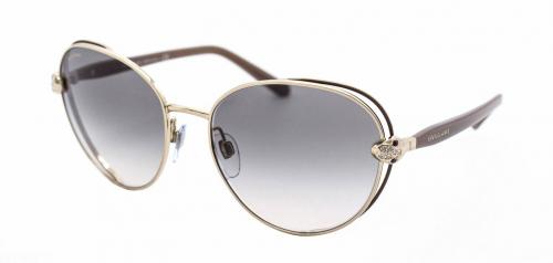 Солнцезащитные очки по форме лица женские. Геометрия и мода: как подобрать солнцезащитные очки по форме лица 18 Солнцезащитные очки по форме лица женские. Геометрия и мода: как подобрать солнцезащитные очки по форме лица 18