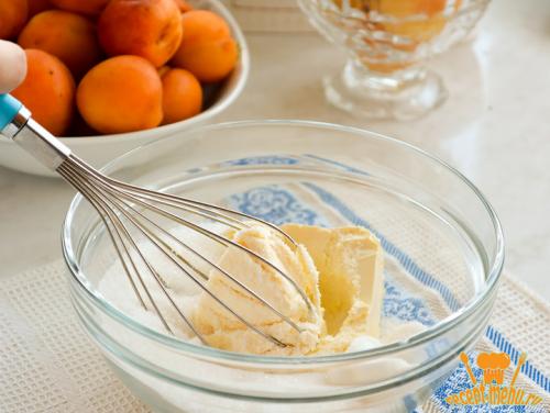 Пирог с абрикосами. Вкуснейший пирог со свежими абрикосами