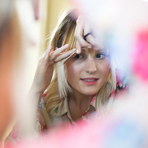 Челка шторка. Длинная чёлка «шторки»