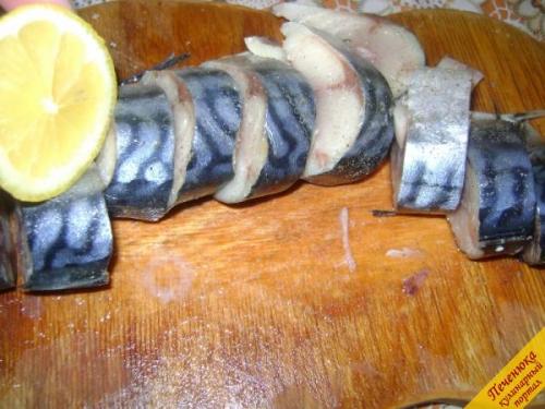 Скумбрия в мультиварке со сметаной. Описание рецепта: