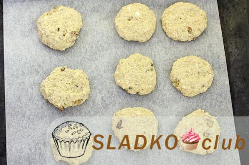 Овсяное печенье без муки с бананом. Ингредиенты: