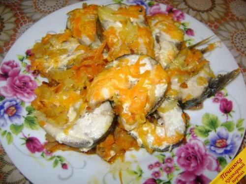 Скумбрия в мультиварке со сметаной. Описание рецепта: