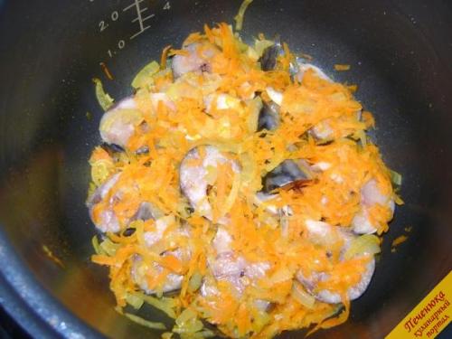 Скумбрия в мультиварке со сметаной. Описание рецепта: