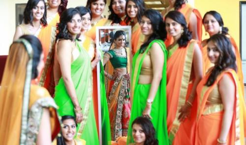 Как в Индии женятся. В Индии девушка может выйти замуж за дерево! Такое бракосочетание практикуется, когда есть серьезные препятствия для вступления девушкой в обычный брак. 03 Как в Индии женятся. В Индии девушка может выйти замуж за дерево! Такое бракосочетание практикуется, когда есть серьезные препятствия для вступления девушкой в обычный брак. 03