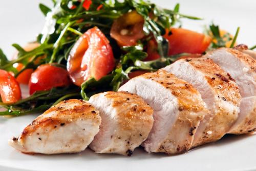 Куриная грудка пп в духовке правильное питание. Сочная куриная грудка, запеченная в духовке – 7 лучших рецептов приготовления