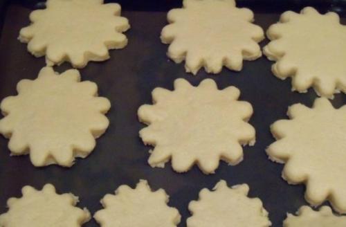 Молочное печенье, как в детстве. Как испечь любимые молочные коржики из детства