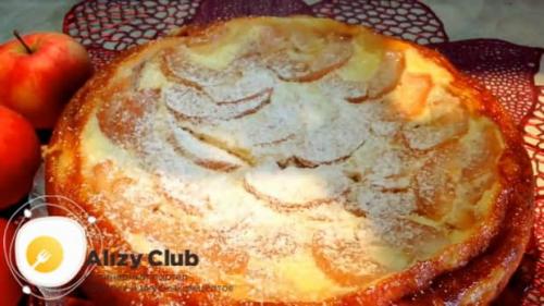 Шарлотка с творогом на кефире. Шарлотка с яблоками и творогом в мультиварке