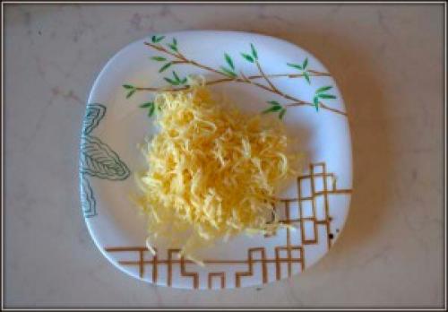 Куриная грудка с грибами, приготовленная в мультиварке