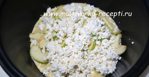 Творожно-яблочный пирог с маком в мультиварке