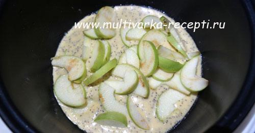 Творожно-яблочный пирог с маком в мультиварке