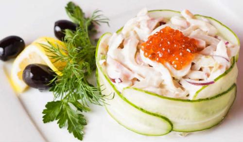 Салат из кальмаров с маслом. Самый вкусный салат с кальмарами — 8 простых рецептов салата