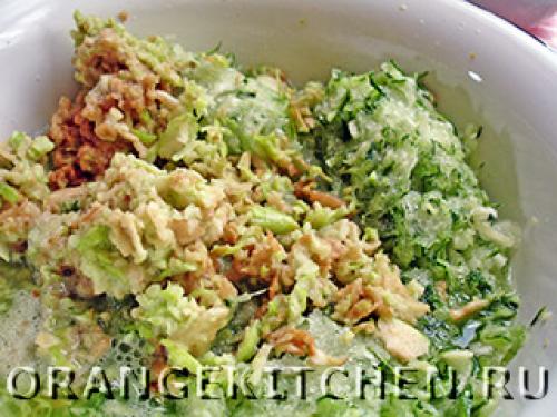 Оладьи из яблок без яиц. Кабачковые оладьи без яиц с яблоками