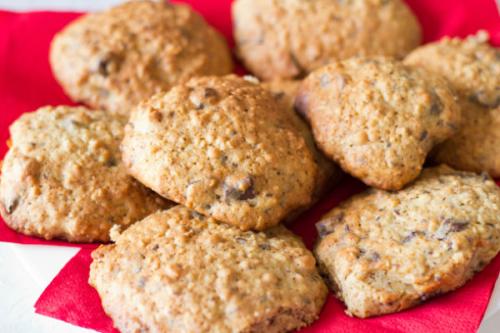 Сладкое печенье с банановой начинкой