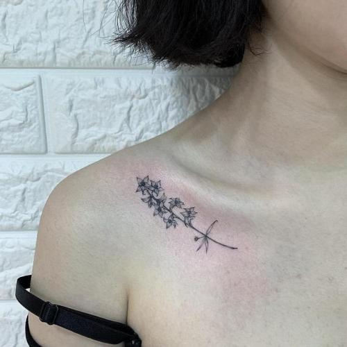 Тату маленькая роза на ключице. Тату на ключице – значение