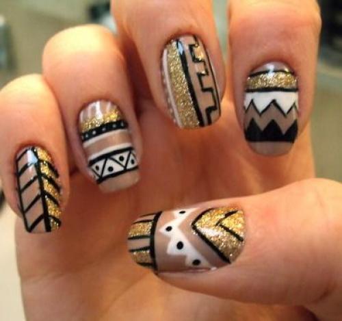 Финиш для ногтей. Что означает базовое и топовое покрытие в nail-индустрии