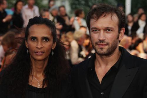 Некрасивые жены знаменитых людей. Звезды, выбравшие некрасивых жен и мужей