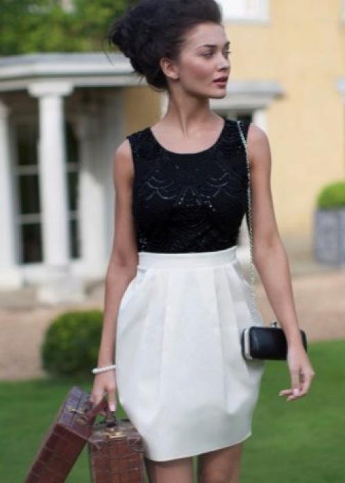 С чем носить юбку прямую. Кому идут и с чем носить длинную юбку: 18 свежих образов 13 С чем носить юбку прямую. Кому идут и с чем носить длинную юбку: 18 свежих образов 13