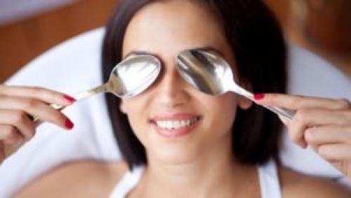 Постоянные мешки под глазами, что делать. Как избавиться от мешков и отеков под глазами за 5-20 минут