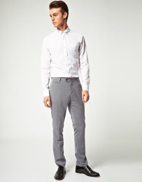 С чем носить рубашку парню. Мужские брюки и рубашка —, как сочетать?