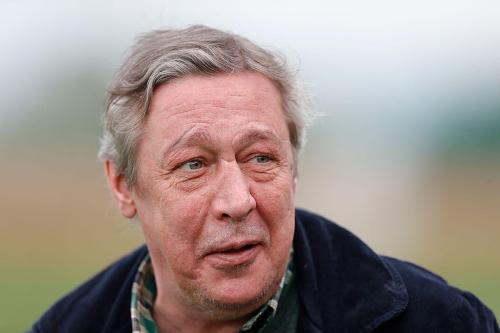 Звезды которые выглядят старше своих лет. 10 российских звезд, которые выглядят старше своего возраста