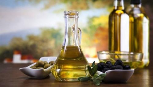 Оливковое масло чем полезно для волос. Польза оливкового масла для волос