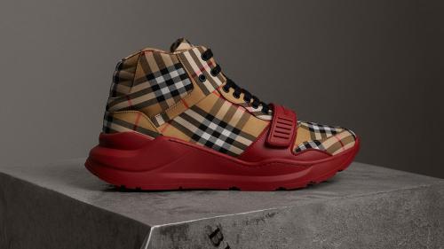 С чем носить зимние кроссовки 2020. Самые модные кроссовки в 2020 – фото-обзор новинок