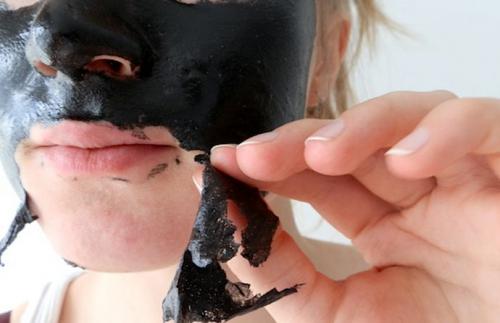 Как сделать черную маску дома без желатина. Популярные рецепты черной маски