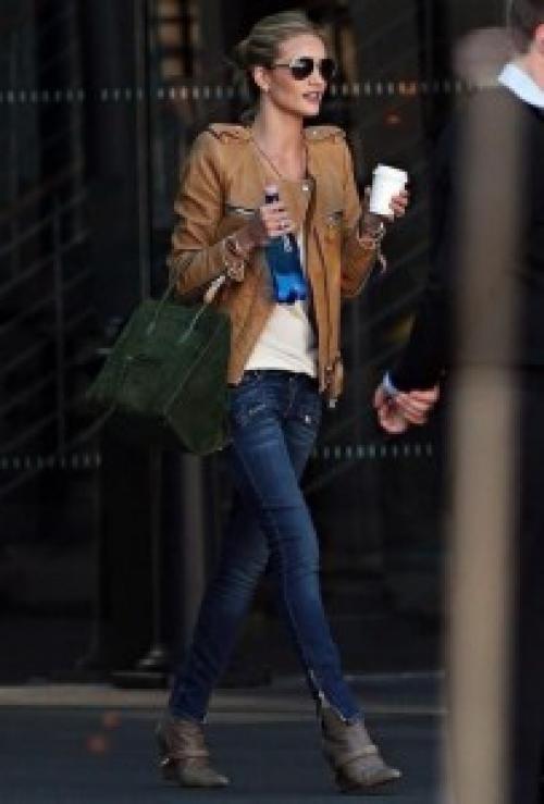 Как тепло и стильно одеться осенью. Как одеться тепло и выглядеть красиво: ТОП-3 осенних лайфхаков 18 Как тепло и стильно одеться осенью. Как одеться тепло и выглядеть красиво: ТОП-3 осенних лайфхаков 18