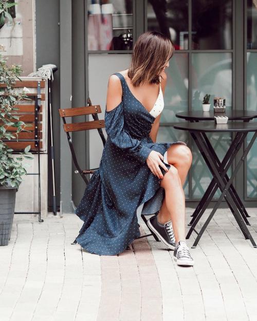 Как носить кеды с платьем. Платье + Кеды: как сочетать, чтобы выглядеть стильно? 24 Как носить кеды с платьем. Платье + Кеды: как сочетать, чтобы выглядеть стильно? 24